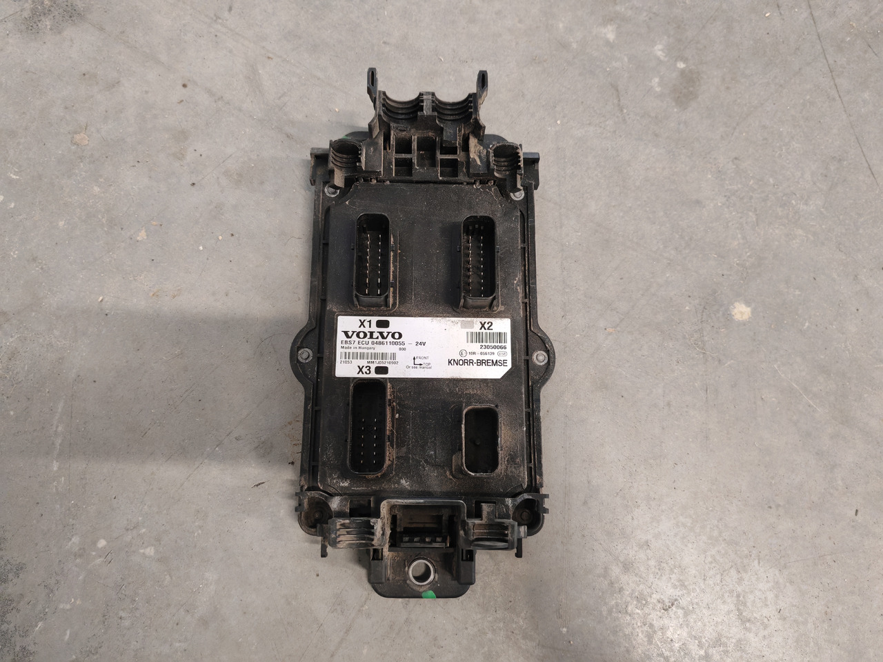 VOLVO FH5 FM5 EURO 6 / EBS CONTROL UNIT / 23050066 - Bloc de gestion: photos 2 VOLVO FH5 FM5 EURO 6 / EBS CONTROL UNIT / 23050066 - Bloc de gestion: photos 2