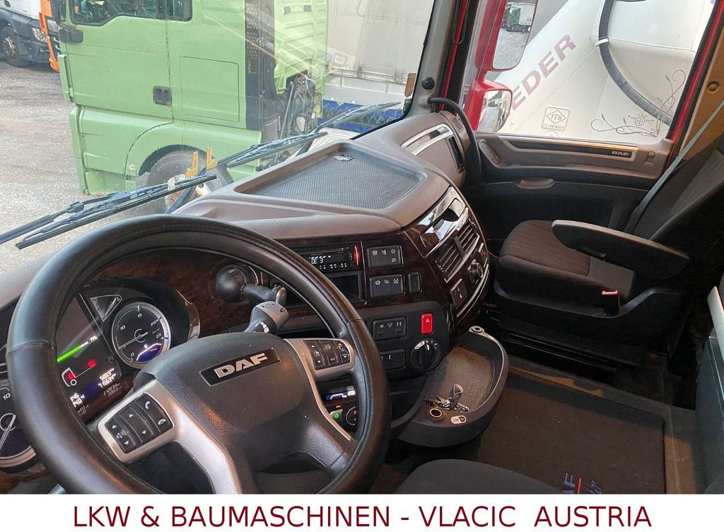 DAF XF480 / Retarder / SC /Nebenanrieb (Kipphydrlk.) DAF XF480 / Retarder / SC /Nebenanrieb (Kipphydrlk.) - Tracteur routier: photos 5 DAF XF480 / Retarder / SC /Nebenanrieb (Kipphydrlk.) DAF XF480 / Retarder / SC /Nebenanrieb (Kipphydrlk.) - Tracteur routier: photos 5