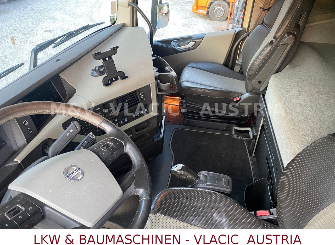 Volvo FH 540 (6X4) D13K540 - Camion grumier: photos 4 Volvo FH 540 (6X4) D13K540 - Camion grumier: photos 4