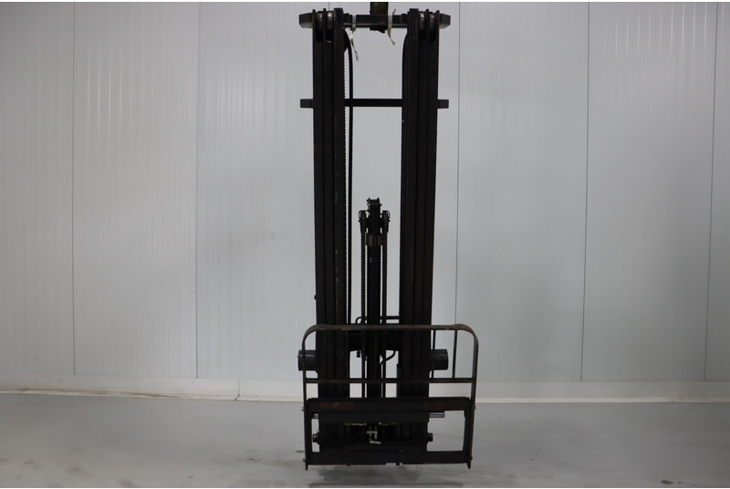 *Unicarriers triplex mast - Accessoire: photos 1 *Unicarriers triplex mast - Accessoire: photos 1