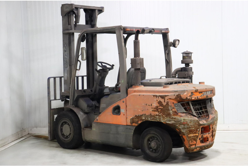 Doosan D50C-7 - Chariot élévateur diesel: photos 4 Doosan D50C-7 - Chariot élévateur diesel: photos 4