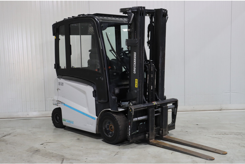 UniCarriers MX35L - Chariot élévateur électrique: photos 1 UniCarriers MX35L - Chariot élévateur électrique: photos 1