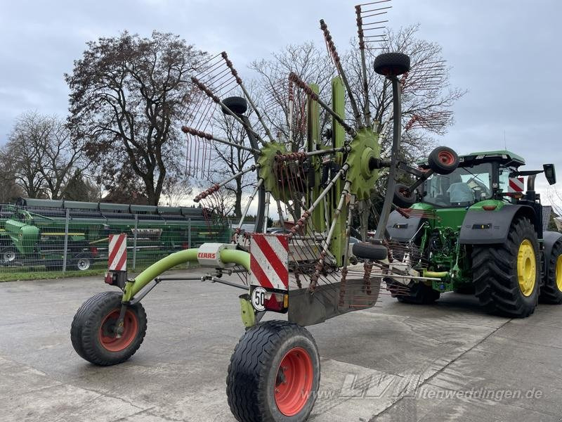 CLAAS Liner 2900 - Faneuse: photos 4 CLAAS Liner 2900 - Faneuse: photos 4