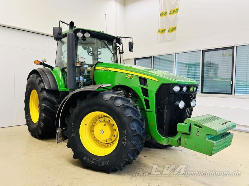 John Deere 8330 PowerShift - Tracteur agricole: photos 5 John Deere 8330 PowerShift - Tracteur agricole: photos 5