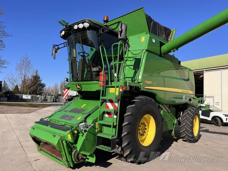 John Deere T660 - Moissonneuse-batteuse: photos 3 John Deere T660 - Moissonneuse-batteuse: photos 3
