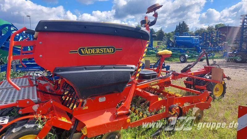 Väderstad Rapid RD 300S - Combiné de semis: photos 4 Väderstad Rapid RD 300S - Combiné de semis: photos 4