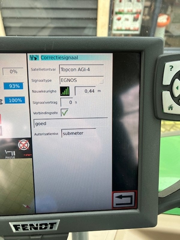 Tracteur agricole FENDT 724 profi plus: photos 9