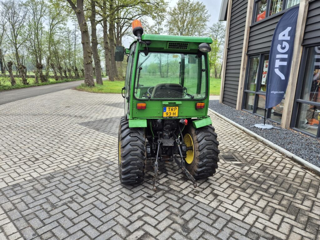 JOHN DEERE 2520 - Micro tracteur: photos 4 JOHN DEERE 2520 - Micro tracteur: photos 4