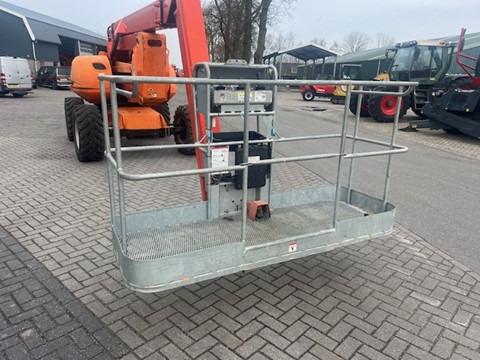 MANITOU AJT 200 articulated boomlift - Nacelle: photos 3 MANITOU AJT 200 articulated boomlift - Nacelle: photos 3