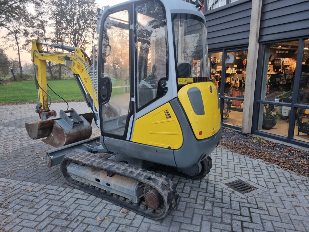 WACKER NEUSON ET24 minidigger - Mini pelle: photos 3 WACKER NEUSON ET24 minidigger - Mini pelle: photos 3