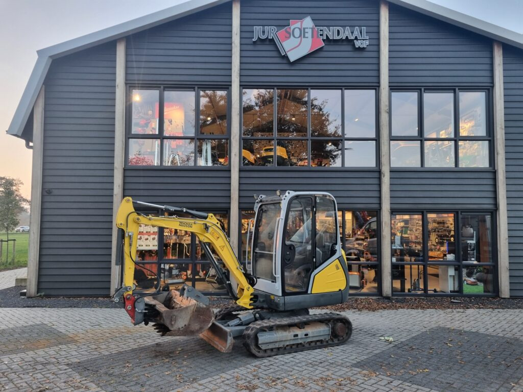 WACKER NEUSON ET24 minidigger - Mini pelle: photos 1 WACKER NEUSON ET24 minidigger - Mini pelle: photos 1