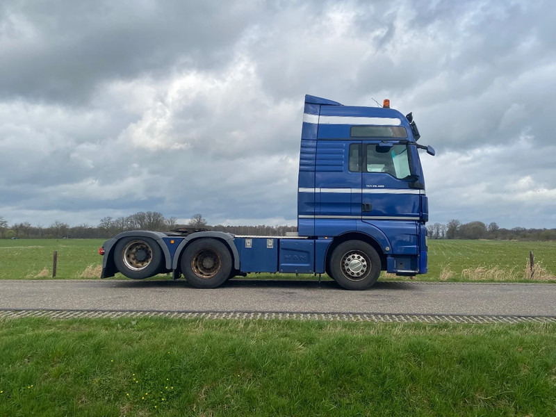 MAN TGX 28.480 | 6x2 | 2015 | LUXERY EDITION | - Tracteur routier: photos 3 MAN TGX 28.480 | 6x2 | 2015 | LUXERY EDITION | - Tracteur routier: photos 3