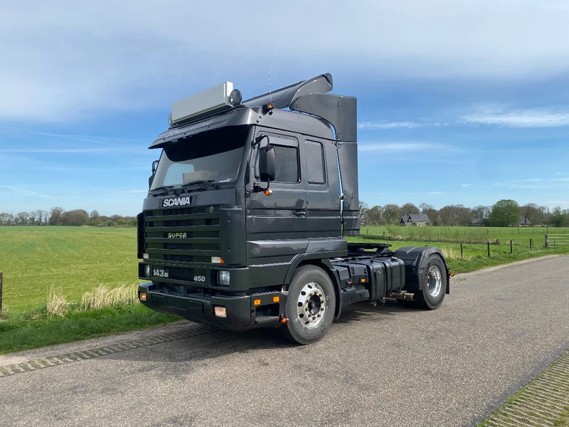 Scania R143-450 V8 | OLD SKOOL | NO RUST !! | COLLECTORS ITEM - Tracteur routier: photos 2 Scania R143-450 V8 | OLD SKOOL | NO RUST !! | COLLECTORS ITEM - Tracteur routier: photos 2