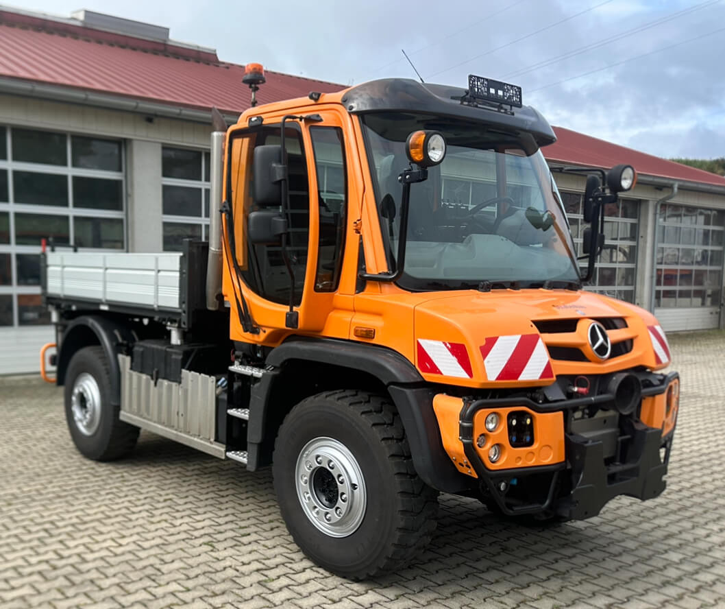 Véhicule de voirie/ Spécial Unimog 530 - U530 405 44301 Mercedes Benz 405: photos 8