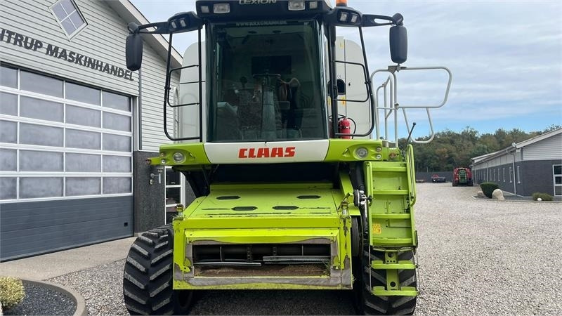 Claas LEXION 560 Med ny bælter og 4wd - Moissonneuse-batteuse: photos 4 Claas LEXION 560 Med ny bælter og 4wd - Moissonneuse-batteuse: photos 4