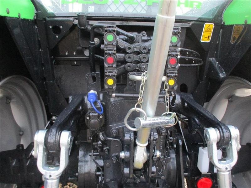 Tracteur agricole Deutz-fahr Agrofarm 115G with 30F+30R Hi-Lo and CreepGea: photos 17 Tracteur agricole Deutz-fahr Agrofarm 115G with 30F+30R Hi-Lo and CreepGea: photos 17