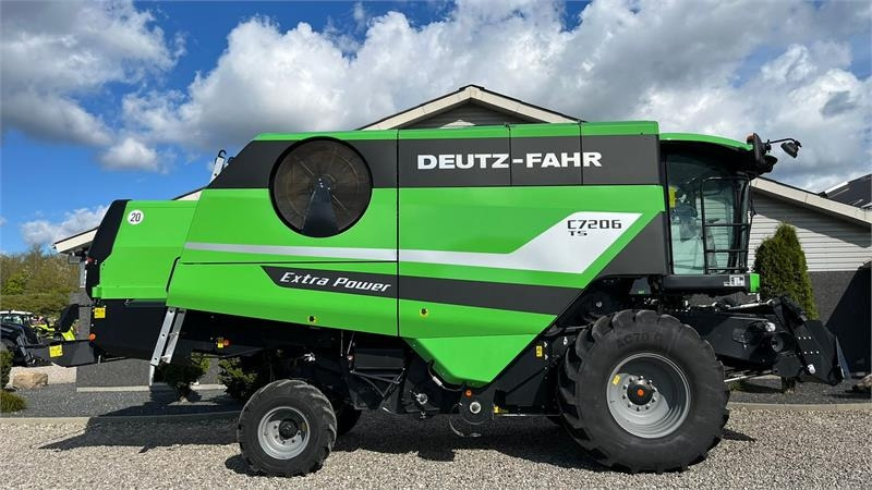 Deutz-fahr C7206 With 24feed - 7.2m header. New and unused Co - Moissonneuse-batteuse: photos 4 Deutz-fahr C7206 With 24feed - 7.2m header. New and unused Co - Moissonneuse-batteuse: photos 4