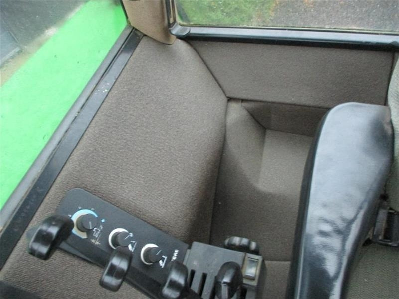 John Deere 4755 En rigtig kraftkarl med den store 7,6L motor  - crédit-bail John Deere 4755 En rigtig kraftkarl med den store 7,6L motor: photos 11