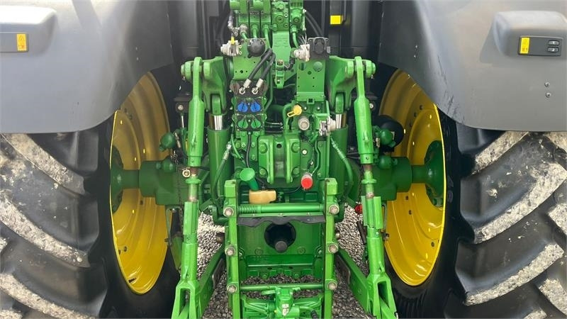 John Deere 6175R Med frontlift og frontPTO samt luft anlæg - Tracteur agricole: photos 5 John Deere 6175R Med frontlift og frontPTO samt luft anlæg - Tracteur agricole: photos 5