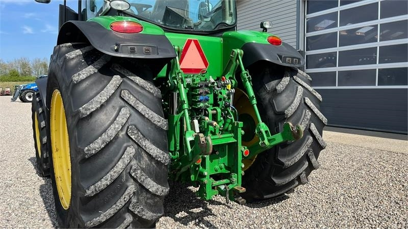 John Deere 7230R Med frontlift. Stor stærk traktor til små pe - Tracteur agricole: photos 4 John Deere 7230R Med frontlift. Stor stærk traktor til små pe - Tracteur agricole: photos 4