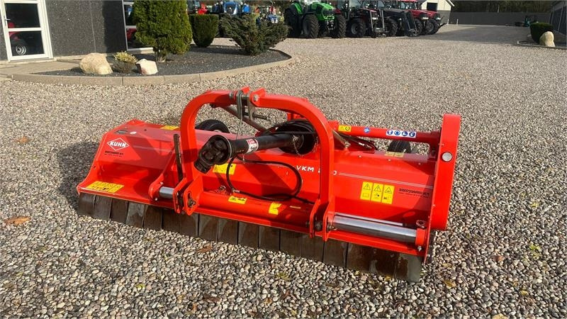 Kuhn VKM 240 Meget velholdt og ikke meget brugt slaglek - Faucheuse: photos 1 Kuhn VKM 240 Meget velholdt og ikke meget brugt slaglek - Faucheuse: photos 1