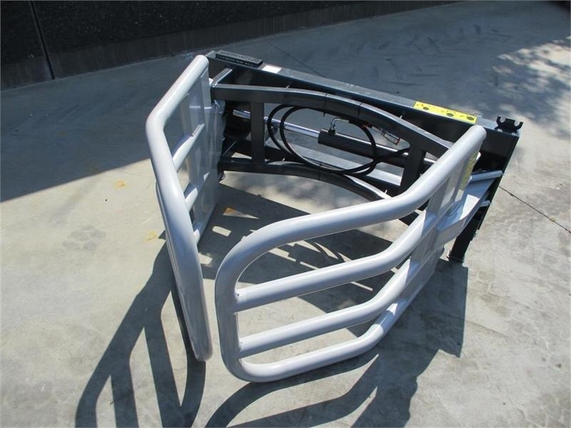 Limas Balletang Balletang med EURO - Pinces pour Machine agricole: photos 4 Limas Balletang Balletang med EURO - Pinces pour Machine agricole: photos 4