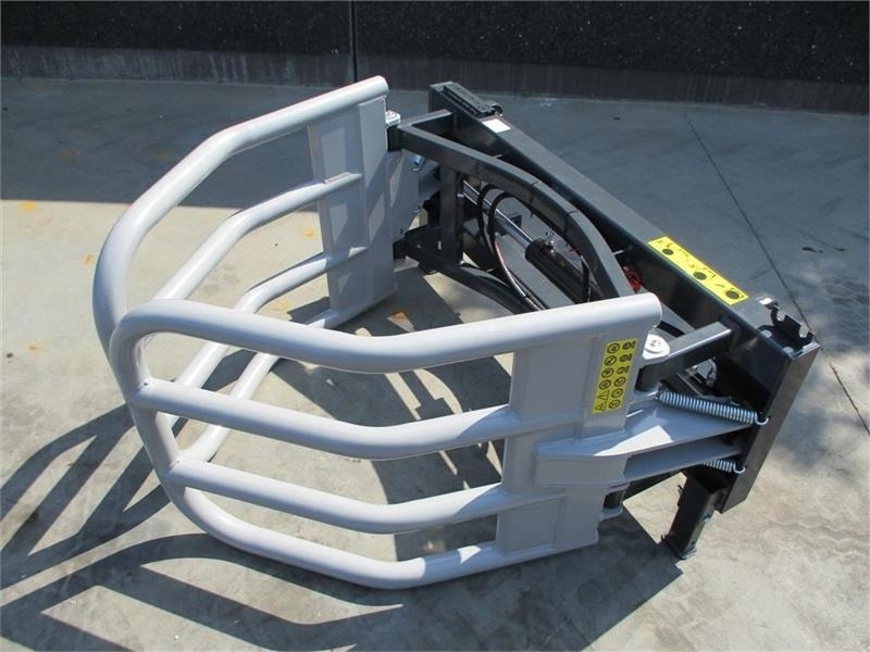 Limas Balletang Balletang med EURO - Pinces pour Machine agricole: photos 5 Limas Balletang Balletang med EURO - Pinces pour Machine agricole: photos 5