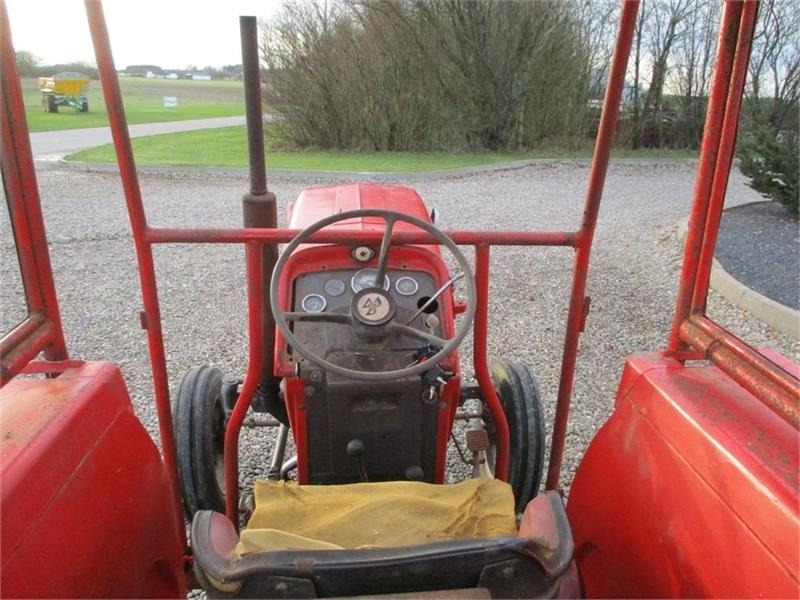 Massey Ferguson 165 - Tracteur agricole: photos 5 Massey Ferguson 165 - Tracteur agricole: photos 5