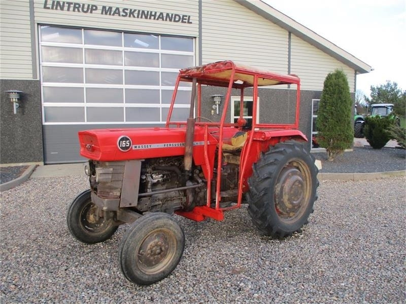 Massey Ferguson 165 - Tracteur agricole: photos 2 Massey Ferguson 165 - Tracteur agricole: photos 2