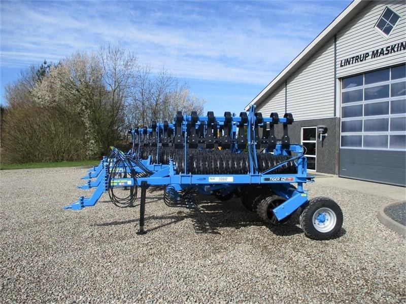 Namyslo Tiger 620 med hydraulisk lammelplanke / plannerpla - Rouleau agricole: photos 2 Namyslo Tiger 620 med hydraulisk lammelplanke / plannerpla - Rouleau agricole: photos 2