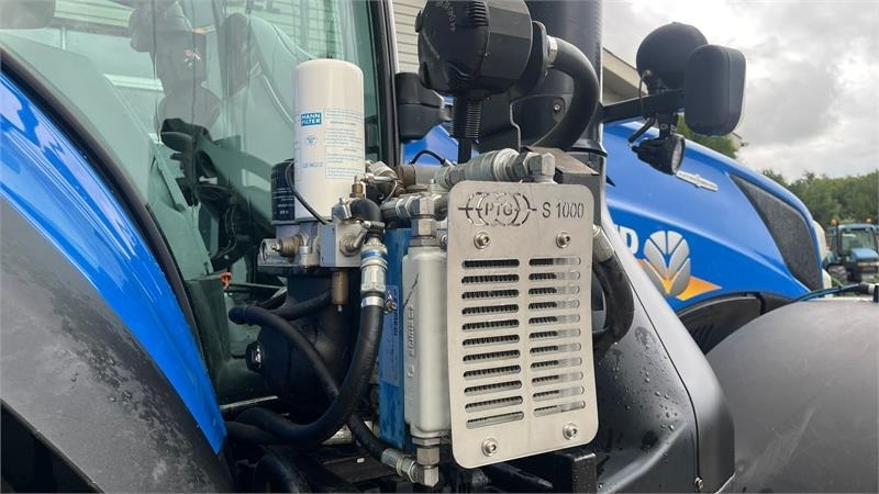 New Holland T7.290 HD Automatisk dæktrykreguleringssystem, fro - Tracteur agricole: photos 5 New Holland T7.290 HD Automatisk dæktrykreguleringssystem, fro - Tracteur agricole: photos 5