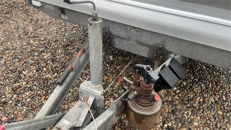 Selandia Maskintrailer med vip og rampe med hydrau - Remorque plateau: photos 4 Selandia Maskintrailer med vip og rampe med hydrau - Remorque plateau: photos 4