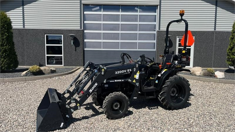 Solis S26 6+2 gearmaskine Limited Edition i sort med bre - Tracteur communal: photos 1 Solis S26 6+2 gearmaskine Limited Edition i sort med bre - Tracteur communal: photos 1