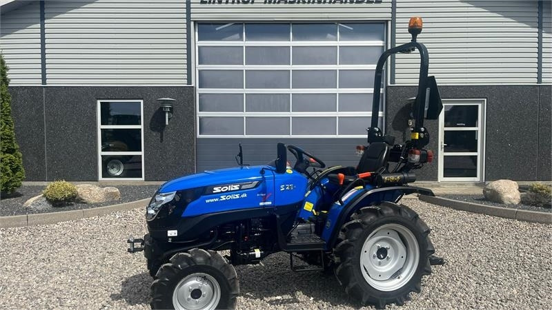 Solis S26 6+2 gearmaskine med servostyring - Tracteur communal: photos 1 Solis S26 6+2 gearmaskine med servostyring - Tracteur communal: photos 1