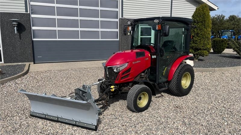 Yanmar YT 235H 4WD Snow Edition med sneplov og spreder - Tracteur communal: photos 2 Yanmar YT 235H 4WD Snow Edition med sneplov og spreder - Tracteur communal: photos 2