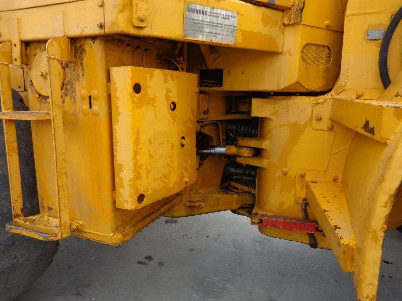 Caterpillar CAT 966C Wheeloader - Chargeuse sur pneus: photos 5 Caterpillar CAT 966C Wheeloader - Chargeuse sur pneus: photos 5