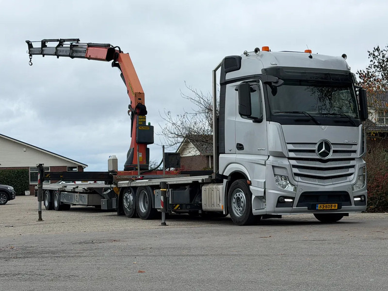 Mercedes-Benz Actros 2640 PALFINGER 34TM CRANE/GRUE!!RADIO REMOTE!!EURO6!! - Camion grue: photos 1 Mercedes-Benz Actros 2640 PALFINGER 34TM CRANE/GRUE!!RADIO REMOTE!!EURO6!! - Camion grue: photos 1