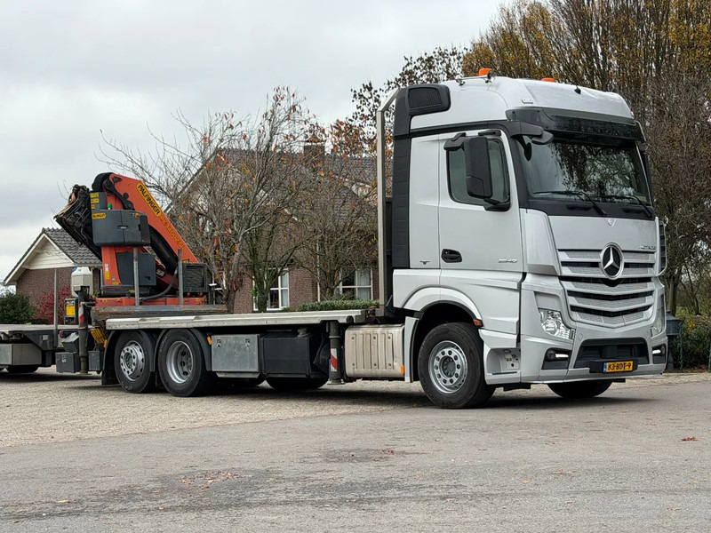 Mercedes-Benz Actros 2640 PALFINGER 34TM CRANE/GRUE!!RADIO REMOTE!!EURO6!! - Camion grue: photos 2 Mercedes-Benz Actros 2640 PALFINGER 34TM CRANE/GRUE!!RADIO REMOTE!!EURO6!! - Camion grue: photos 2