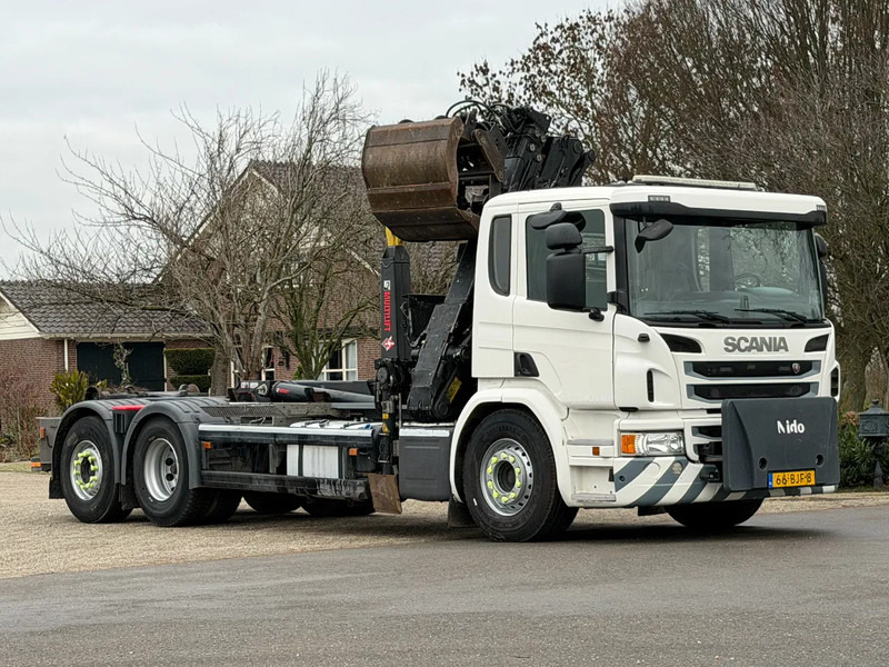 Scania P320 Z-KRAAN/RADIO REMOTE!!HAAK!!TOP 2017!!EURO6!! ZERO EMISSIE 2030!! - Camion ampliroll, Camion grue: photos 4 Scania P320 Z-KRAAN/RADIO REMOTE!!HAAK!!TOP 2017!!EURO6!! ZERO EMISSIE 2030!! - Camion ampliroll, Camion grue: photos 4