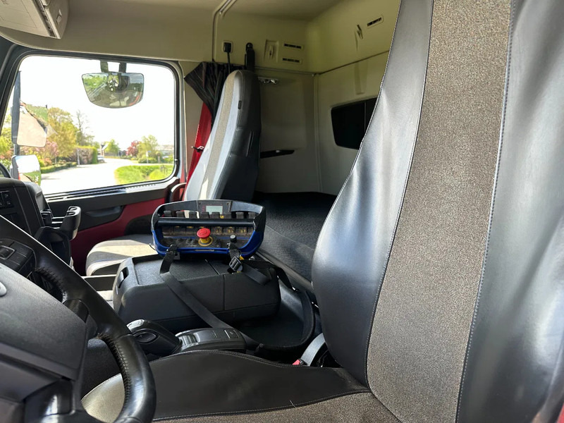 Camion grue Volvo FMX 500 8X2!!FASSI 71TM!!FLY-JIB!!2017!!EURO6!!202TKM!!FRONTSTAMPS!!: photos 18