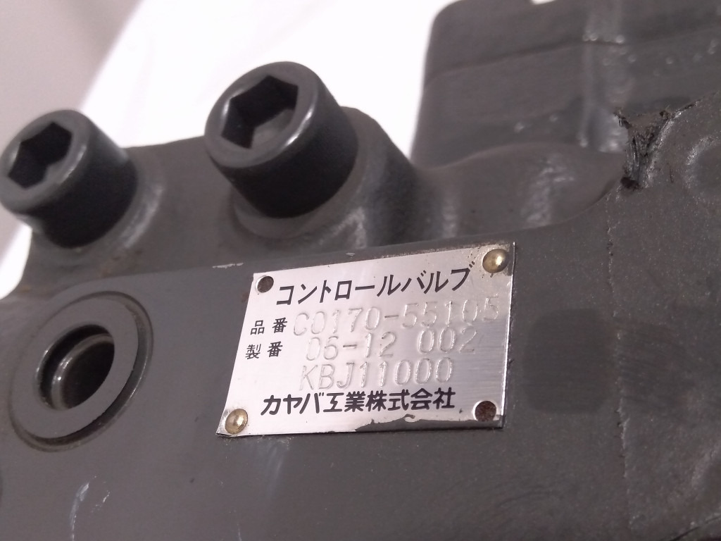 Valve hydraulique pour Engins de chantier neuf Case KBJ11000 - KBJ11001: photos 6
