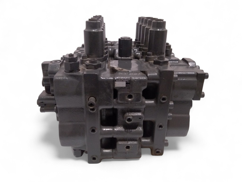 Case KUJ10940 - UN36-107 - Valve hydraulique pour Engins de chantier: photos 2 Case KUJ10940 - UN36-107 - Valve hydraulique pour Engins de chantier: photos 2