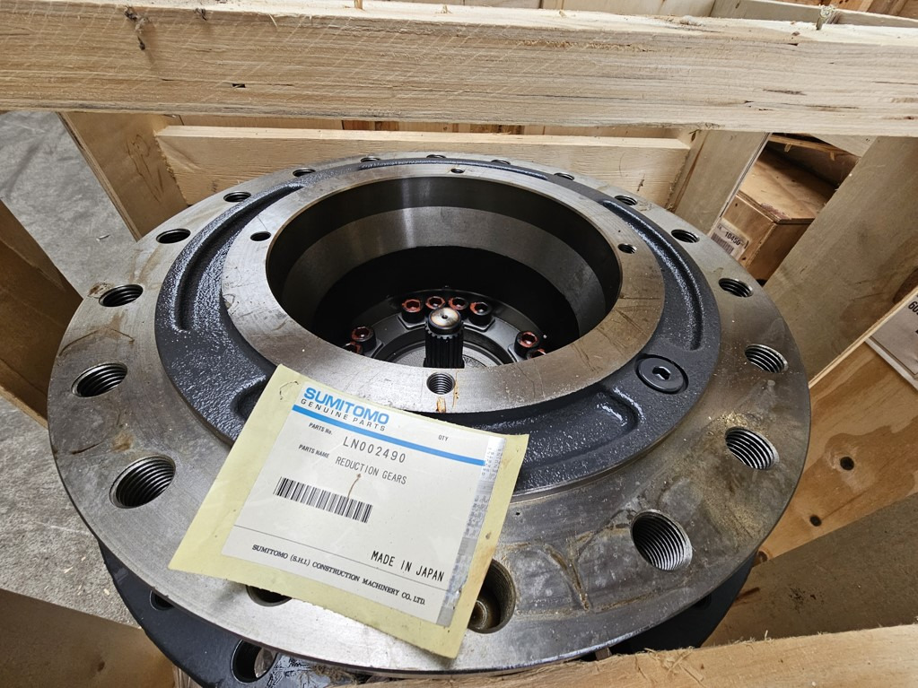 Case LN002490 - Moteur de translation pour Engins de chantier: photos 1 Case LN002490 - Moteur de translation pour Engins de chantier: photos 1