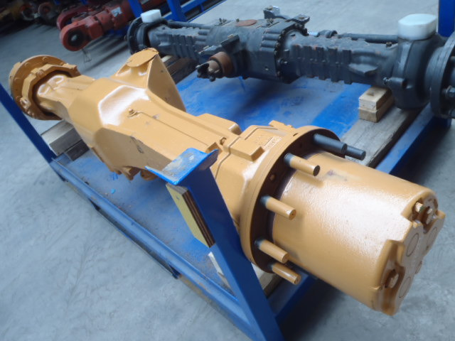 Case V2948527 - 128979 - Essieu avant pour Engins de chantier: photos 2 Case V2948527 - 128979 - Essieu avant pour Engins de chantier: photos 2