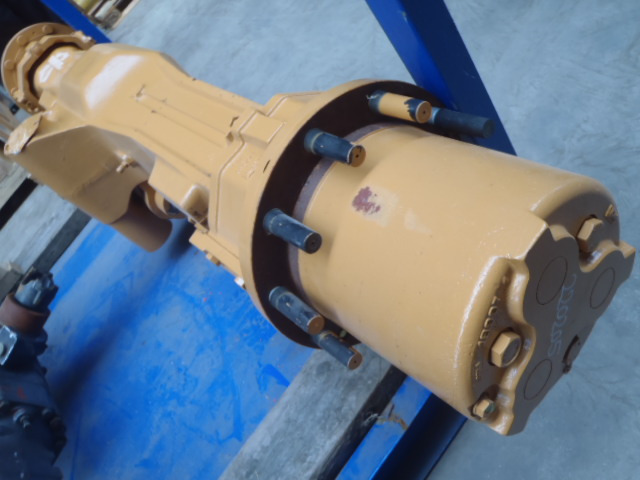 Case V2948527 - 638P - Essieu avant pour Engins de chantier: photos 1 Case V2948527 - 638P - Essieu avant pour Engins de chantier: photos 1