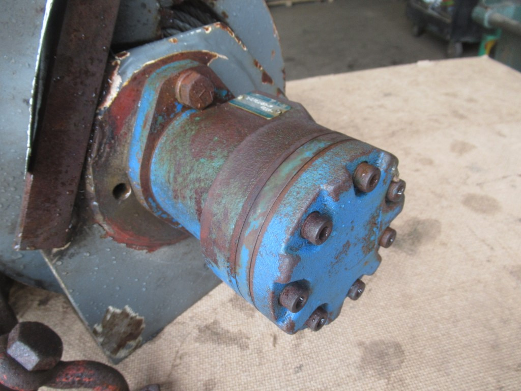 Char-Lynn S070DA2B-K - - Treuil pour Engins de chantier: photos 4 Char-Lynn S070DA2B-K - - Treuil pour Engins de chantier: photos 4