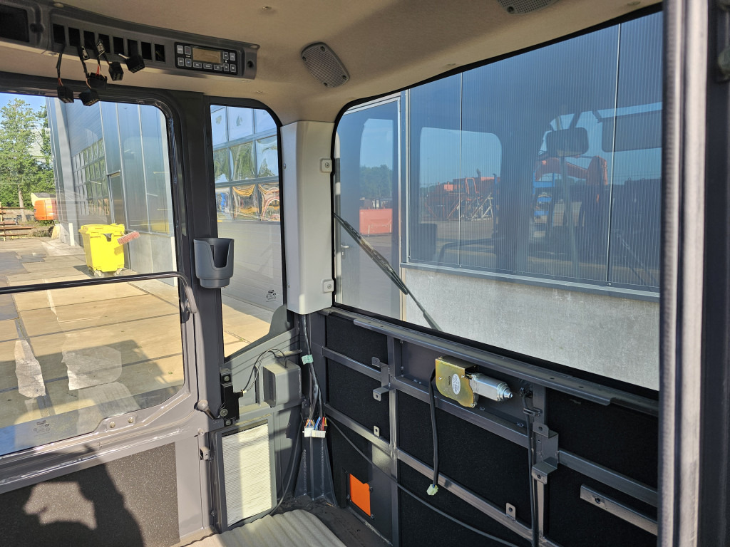 Cabine pour Engins de chantier neuf Doosan 220101-00229T - 220101-00229V: photos 8 Cabine pour Engins de chantier neuf Doosan 220101-00229T - 220101-00229V: photos 8