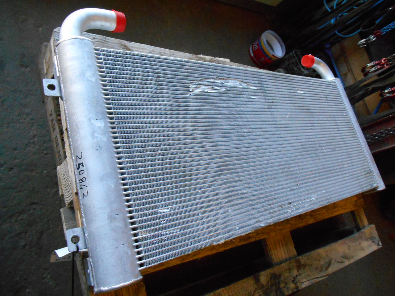 Hitachi 4648857 - Radiateur d'huile pour Engins de chantier: photos 1 Hitachi 4648857 - Radiateur d'huile pour Engins de chantier: photos 1