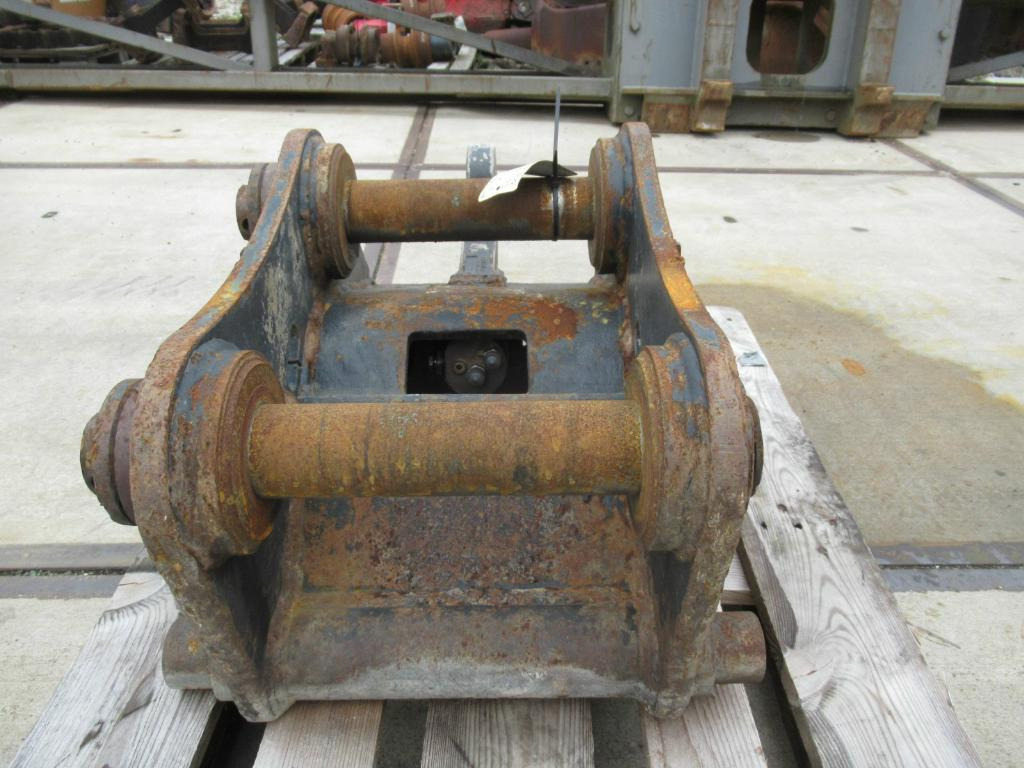 Hitachi CW30S - - Attache rapide pour Engins de chantier: photos 2 Hitachi CW30S - - Attache rapide pour Engins de chantier: photos 2