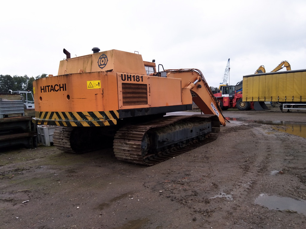 Hitachi UH181 - Pelle sur chenille: photos 3 Hitachi UH181 - Pelle sur chenille: photos 3